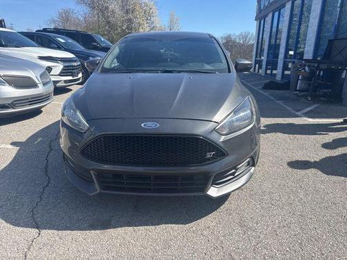 2018 Ford Focus ST 