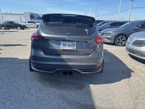 2018 Ford Focus ST 