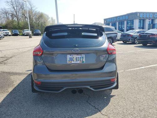 2018 Ford Focus ST 