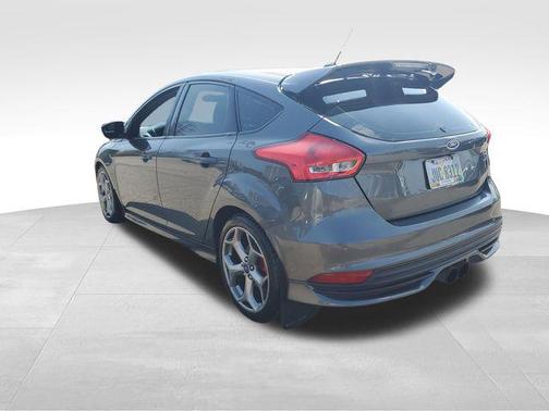 2018 Ford Focus ST 