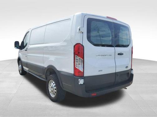 Oxford White 2023 Ford Transit-250 Base