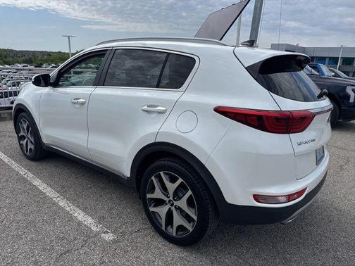Snow White Pearl 2017 Kia Sportage SX Turbo