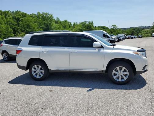 2012 Toyota Highlander SE