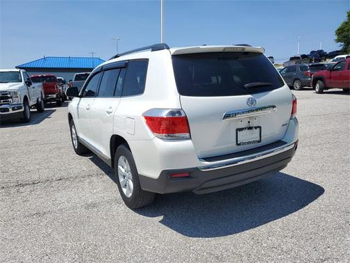 2012 Toyota Highlander SE