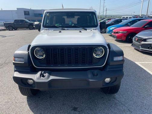 Bright White Clearcoat 2024 Jeep Wrangler Sport S