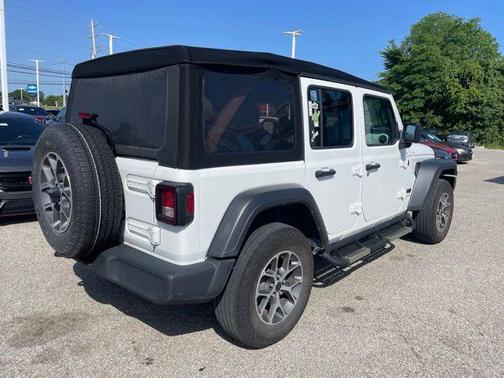 Bright White Clearcoat 2024 Jeep Wrangler Sport S