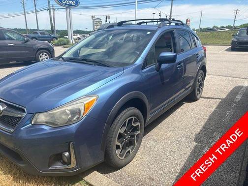 Quartz Blue Pearl 2017 Subaru Crosstrek 2.0i Premium