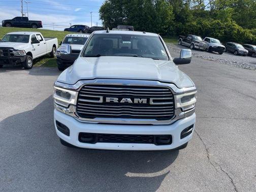 Bright White Clearcoat 2023 RAM 2500 Laramie Crew Cab 4x4 6'4' Box