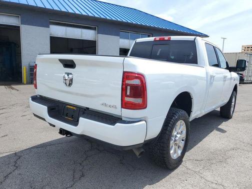 Bright White Clearcoat 2023 RAM 2500 Laramie Crew Cab 4x4 6'4' Box