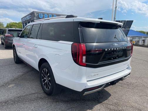 Oxford White 2025 Ford Expedition Max Platinum