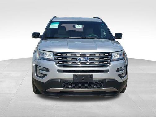 Ingot Silver 2016 Ford Explorer XLT