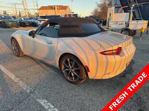 2016 Mazda MX-5 Miata Grand Touring