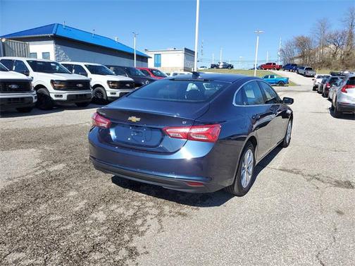2022 Chevrolet Malibu FWD LT