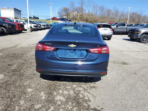 2022 Chevrolet Malibu FWD LT