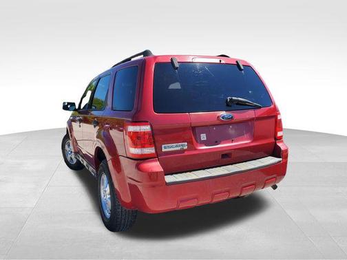 Sangria Red Metallic 2010 Ford Escape XLT