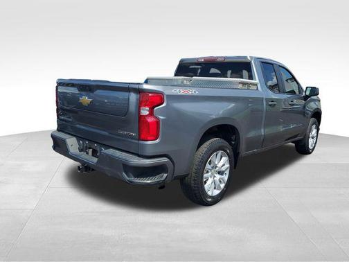 Satin Steel Metallic 2022 Chevrolet Silverado 1500 Limited Custom
