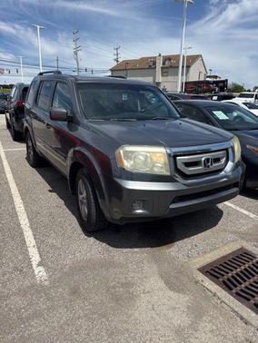 Alabaster Silver Metallic 2011 Honda Pilot EX-L