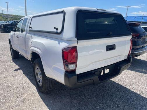 White 2022 Toyota Tacoma SR