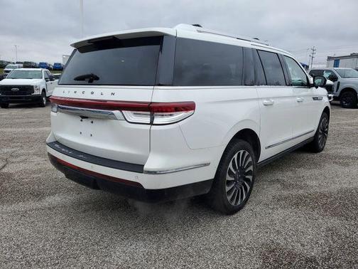 2023 Lincoln Navigator Black Label
