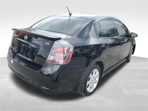 2011 Nissan Sentra 2.0 SR