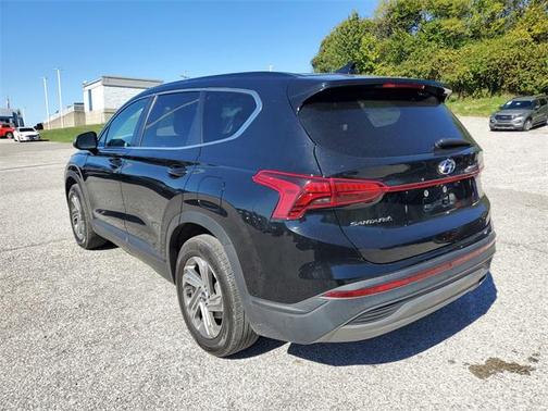 2021 Hyundai SANTA FE SE