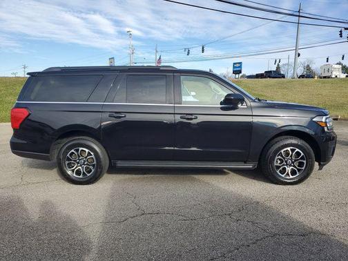 2024 Ford Expedition Max XLT