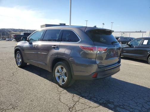 2016 Toyota Highlander Limited