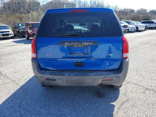 2004 Saturn Vue Base