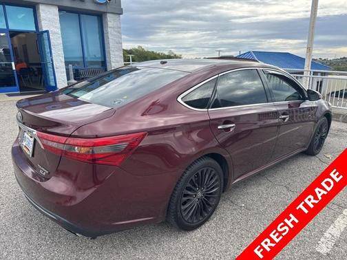 2016 Toyota Avalon XLE