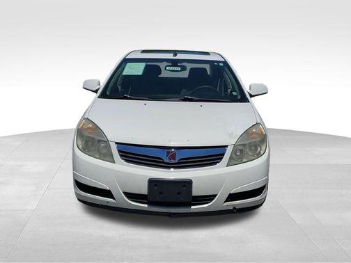 Cream White 2008 Saturn Aura XE