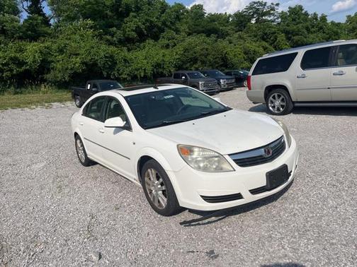 Cream White 2008 Saturn Aura XE