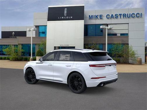 2026 Lincoln Corsair Premiere