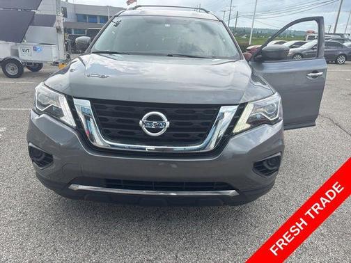 Gun Metallic 2020 Nissan Pathfinder S 4WD