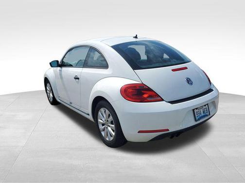 Pure White 2015 Volkswagen Beetle 1.8T