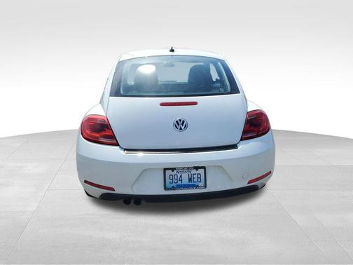 Pure White 2015 Volkswagen Beetle 1.8T