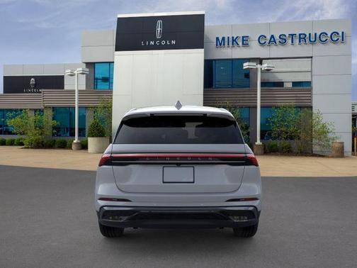Gray Matter Metallic Clearcoat 2026 Lincoln Nautilus Premiere