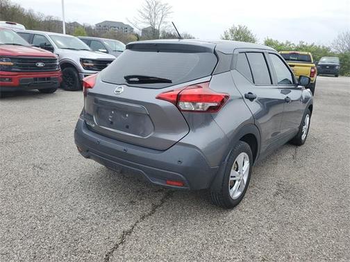 2020 Nissan Kicks S