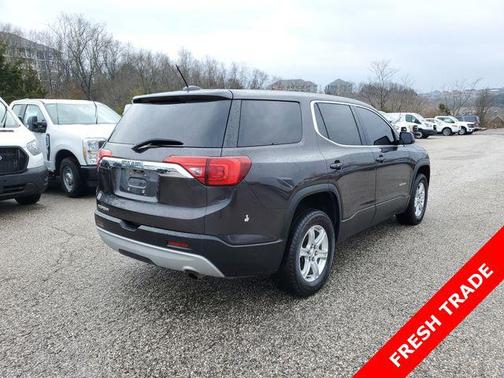 2017 GMC Acadia SLE-1