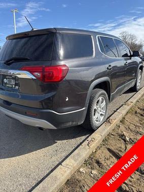 2017 GMC Acadia SLE-1
