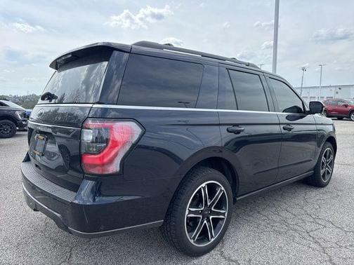 Antimatter Blue Metallic 2021 Ford Expedition Limited