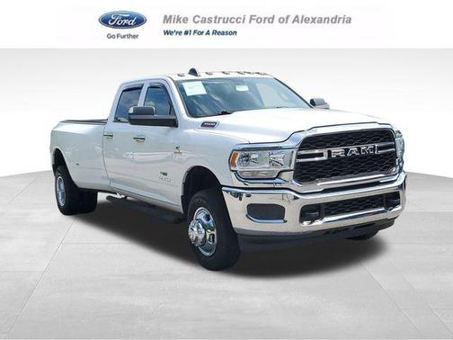 Bright White Clearcoat 2021 RAM 3500 Tradesman Crew Cab 4x4 8' Box