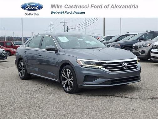 2022 Volkswagen Passat 2.0T SE