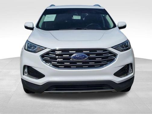 Oxford White 2019 Ford Edge SEL