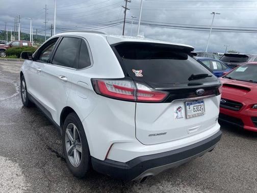 Oxford White 2019 Ford Edge SEL
