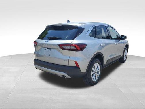 Iconic Silver Metallic 2023 Ford Escape Active