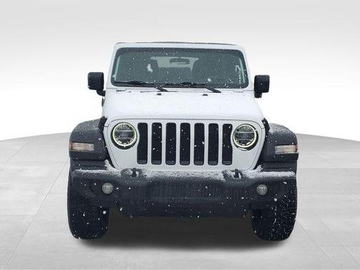 Bright White Clearcoat 2021 Jeep Wrangler Unlimited Sport Altitude