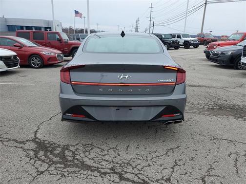 2022 Hyundai SONATA Limited