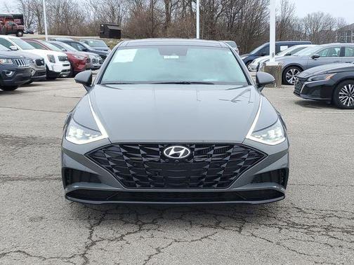 2022 Hyundai SONATA Limited