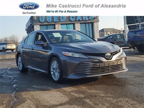 2018 Toyota Camry Hybrid XLE
