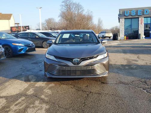 2018 Toyota Camry Hybrid XLE